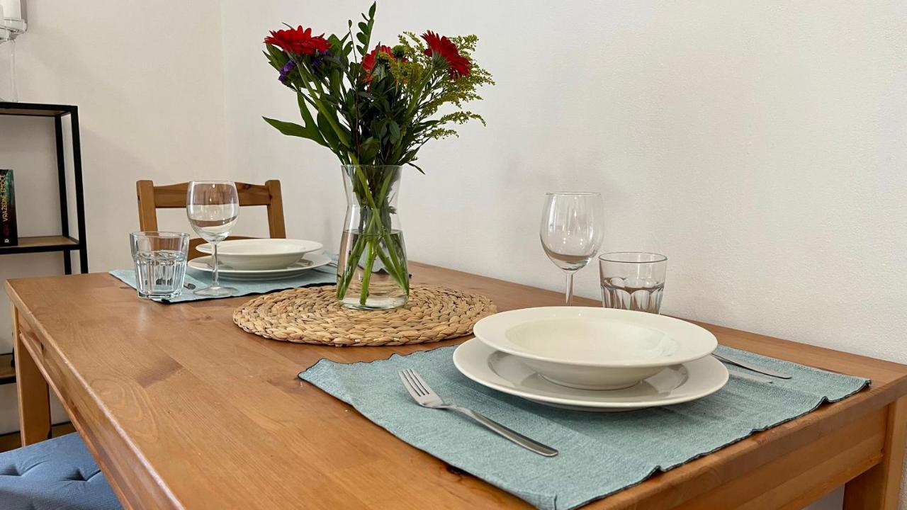The Apartment Close To The City Center And O2 Arena Prága Kültér fotó